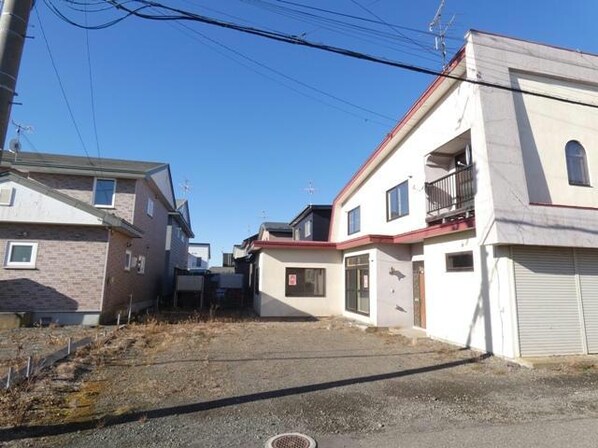 鶴野東４－１３－２５店舗付住宅の物件外観写真